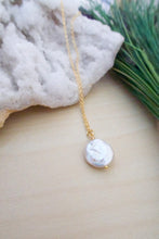 Load image into Gallery viewer, White Single Coin Pearl Necklace