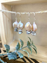 Load image into Gallery viewer, Pink and Grey Pearl Earrings